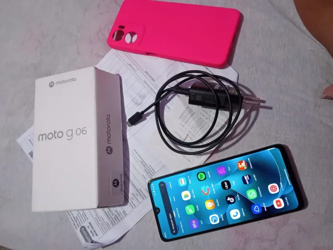 Moto G06