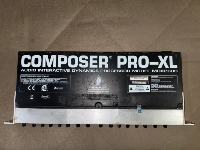 Compressor de áudio Behringer