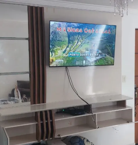 Rack com painel para Tv