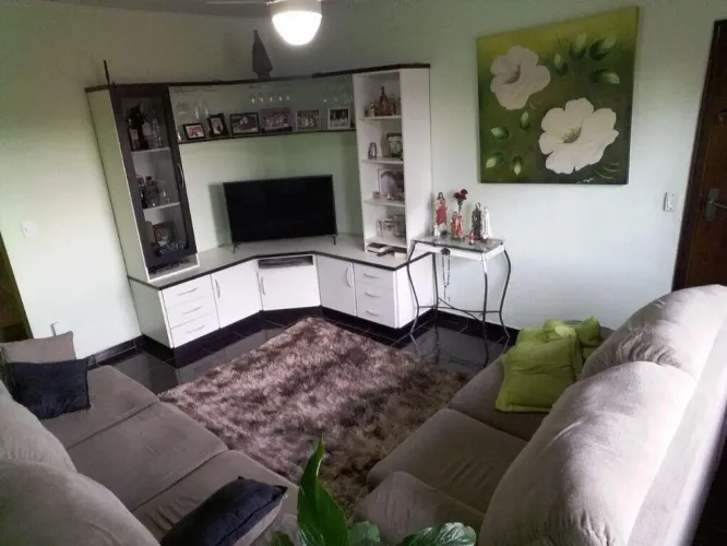 Sobrado para Aluguel em Vila Floresta (Santo André) | 3 Quartos, Suíte e Varanda Gourmet
