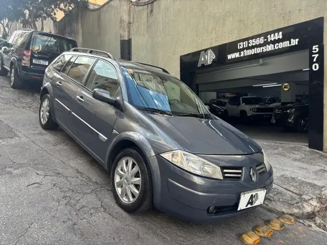 Renault Megane Grand Tour Dynam. Hi-flex 1.6 16V 2013