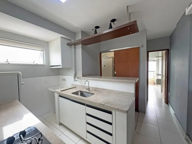 Apartamento com vista livre e vaga no Centro para venda