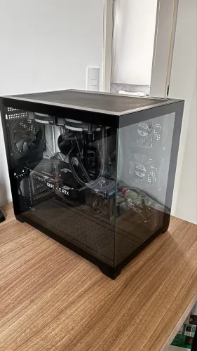 Gabinete Gamer Aquário Mancer CV500L MidTower Preto Lateral e Frente de Vidro