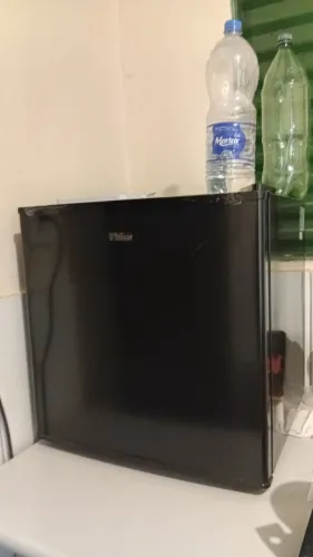 Frigobar excelente Philco 45L