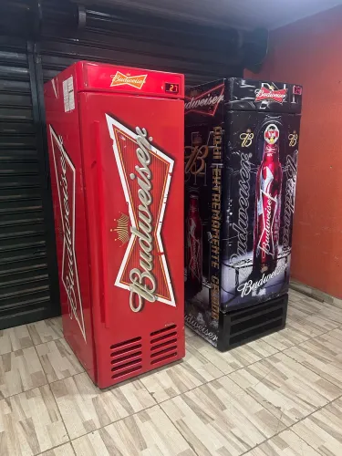 02 cervejeiros budweiser entrego