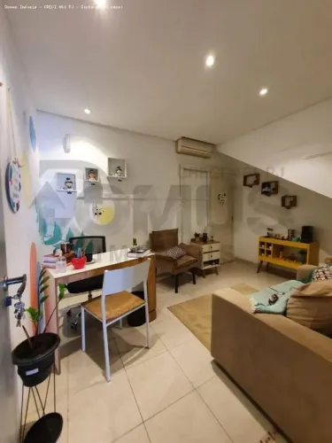 Ponto comercial à Venda Mobiliado com Recepção na Treze de Julho