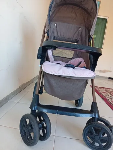 Carrinho e bebê conforto *45