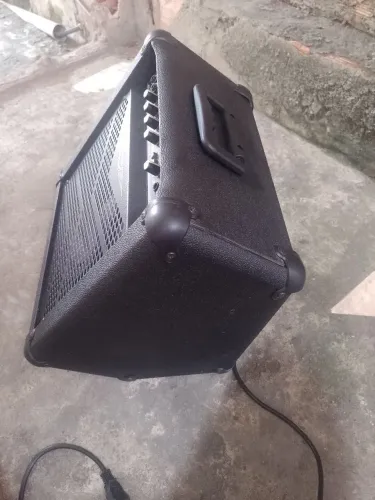 Amplificador de Contrabaixo