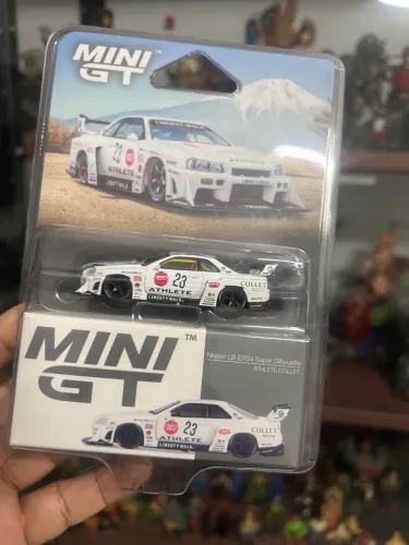 MiniGT Nissan