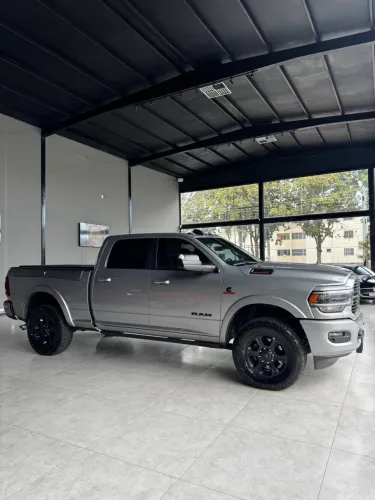 Ram 3500 Laram.6.7 Night Ed.tb CD 4X4 Die. 2022