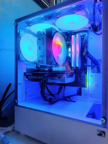 Ryzen 7 5700x + RTX 5060 8gb