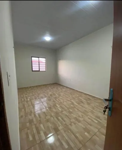 Vende-se está casa no Bequimão