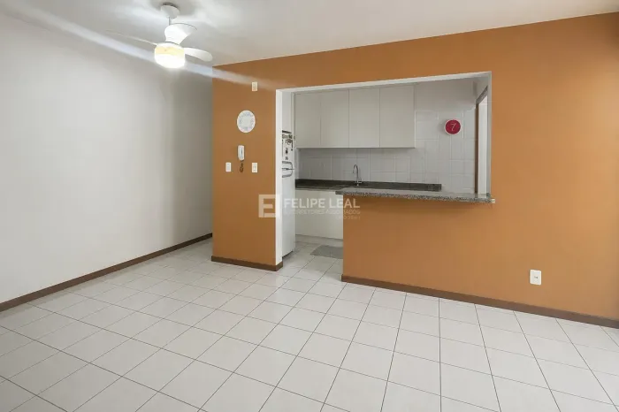 Apartamento em Ipiranga - São José, SC