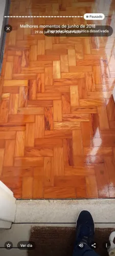Lixamento em taco e assoalho de madeira laminado e carpete