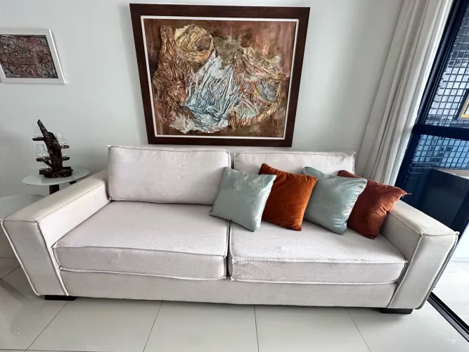 Sofá Bretonwood com almofadas