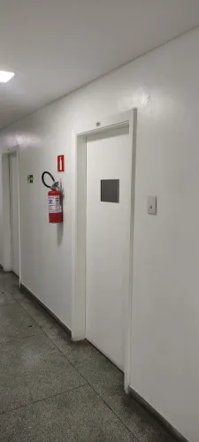 Sala comercial no centro de Curitiba