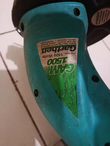 Vendo máquina de cortar grama 