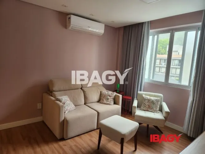 Excelente Apartamento 3 dormitório(s) em Trindade - Florianópolis