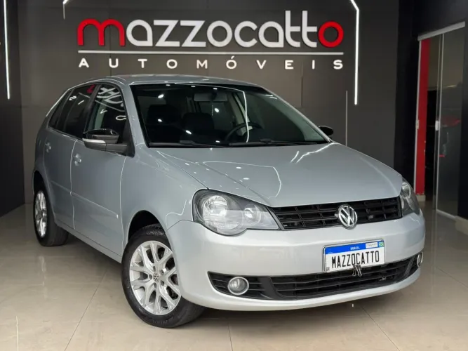 Volkswagen Polo 1.6 Mi/s.ouro 1.6 MI Tot.flex 8V 5P 2014