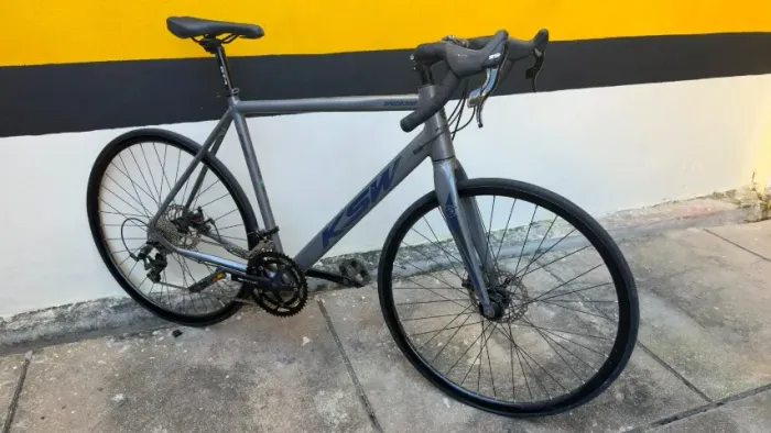 Bicicleta KSW Speed 300 Aro 700 | Quadro 56 | Freio a Disco | Estado de Nova