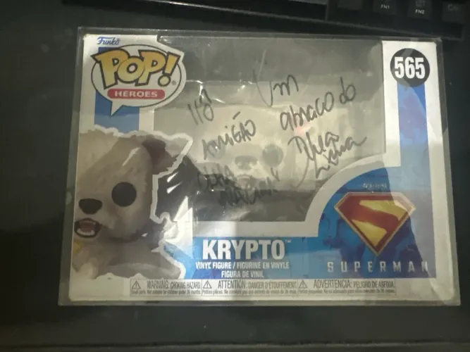 Funko POP assinado pelo Superman