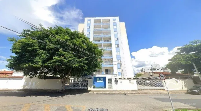 Apartamento no Parque das Árvores em Guaratinguetá à Venda