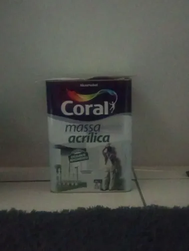 Massa acrílica
