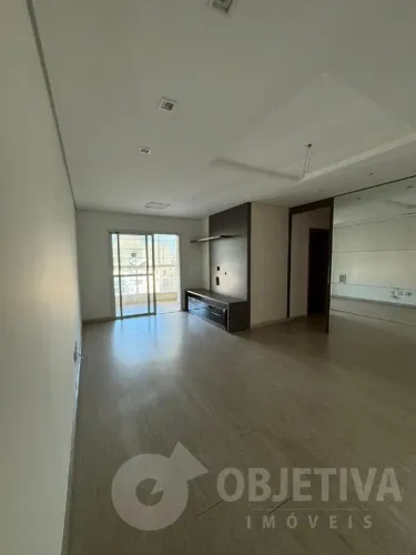 Apartamento à venda, 3 quartos, 1 suíte, 2 vagas, SANTA MONICA - UBERLANDIA/MG