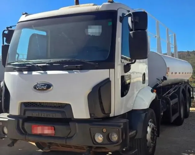 Caminhao Pipa Ford cargo 1723 2014 c/ tanque Pipa Flamar 2022