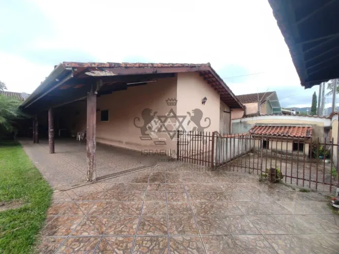 Casa à venda com dois terrenos, total de 720m², pode ser vendido separadamente, bairro Ind