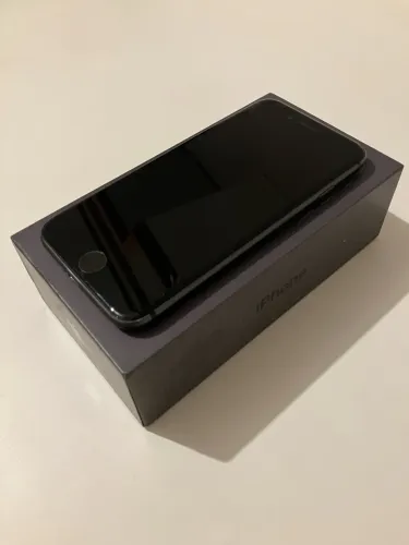 iPhone 8 seminovo