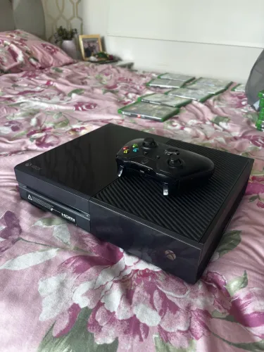 Xbox One + Controle
