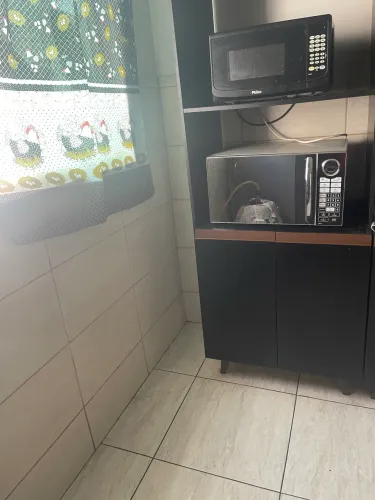 Paneleiro semi novo obs com o frete incluso moradores RO