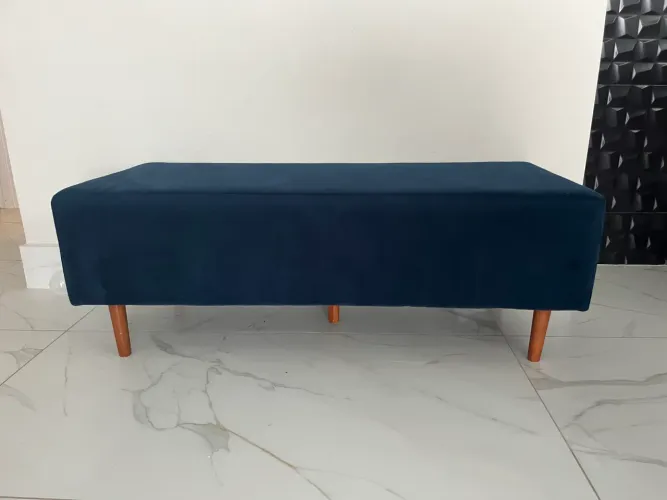 Puff Banqueta Retangular 1,20 m Azul-Marinho com Pés de Madeira