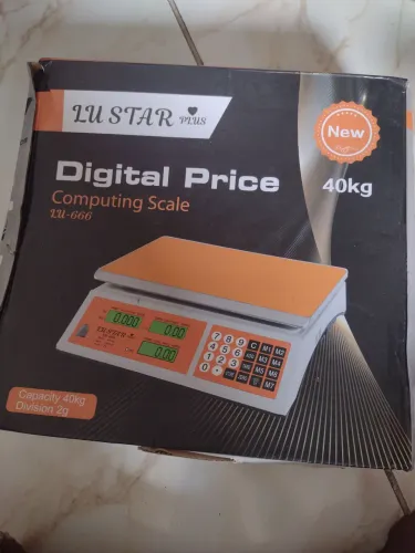 Vende se uma balança digital nova