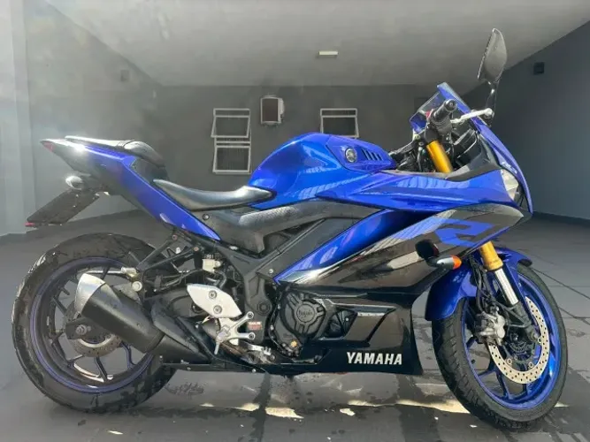 VENDO OU TROCO Yamaha R3 ABS 2020