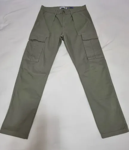 Calça de sarja cargo wide leg