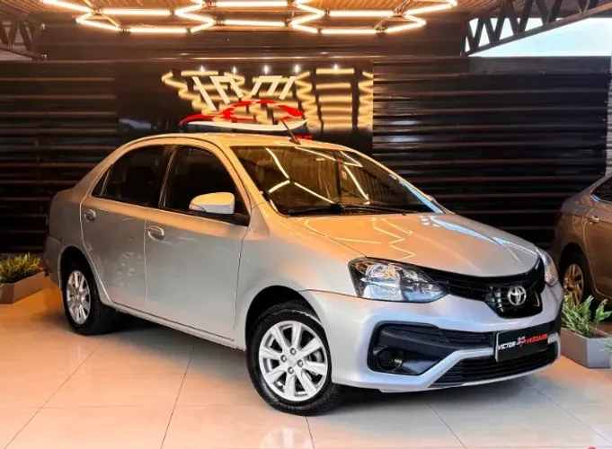 Toyota Etios X Plus Sedan 1.5 Flex 16V 4P Mec. 2020