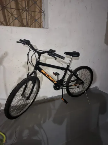 Bike Wendy semi-nova aro 26