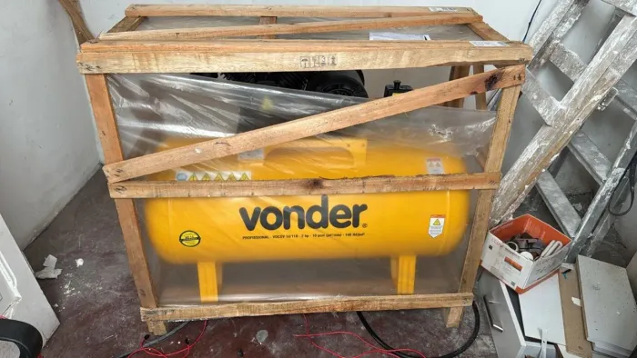Compressor de ar Vonder VDCSV 10/110