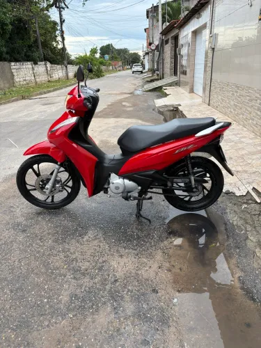Vendo biz 125 ano 2023