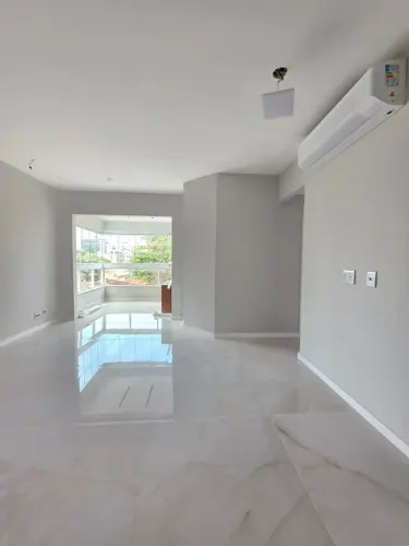 Imóvel para venda tem 70 metros quadrados com 2 quartos em Jardim Camburi - Vitória - ES