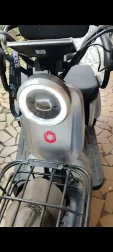 Vendo moto elétrica