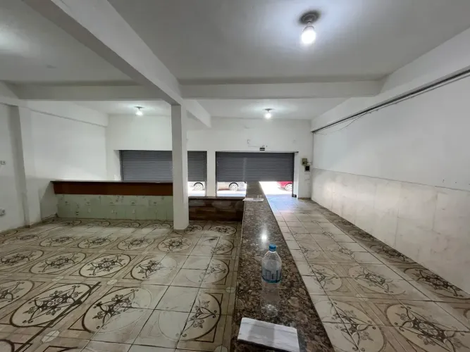 Loja para alugar na principal avenida do bairro Jardim Primavera - Duque de Caxias - RJ