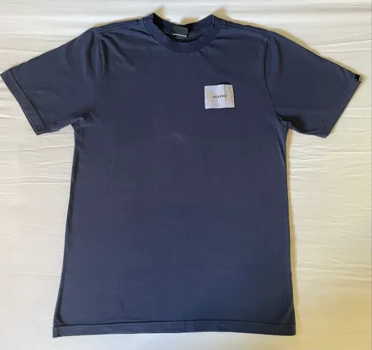 Camiseta Suburb