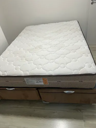 Vendo Colchão Casal para cama box