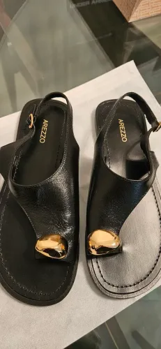Sandália Rasteira Arezzo