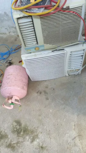 Ar condicionado tipo janela 12.000btus e 7.500 BTUs 