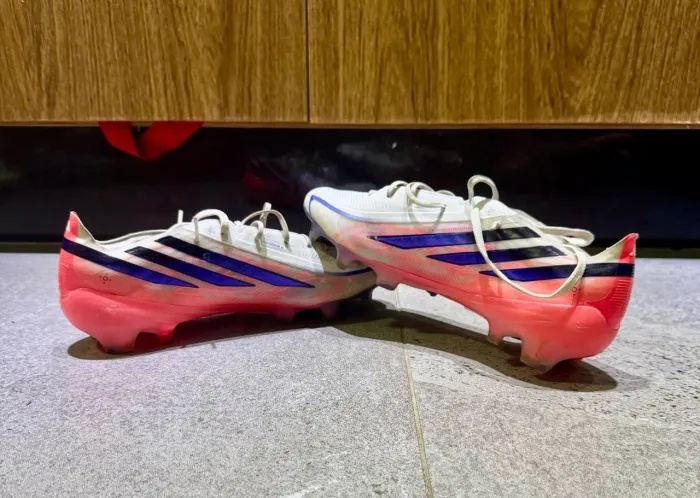 Chuteira Adidas F50 Elite - 40