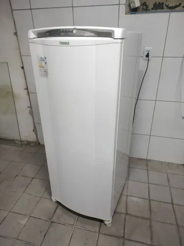 Geladeira Consul facilite frost free pintura original gelando perfeitamente faço entrega
